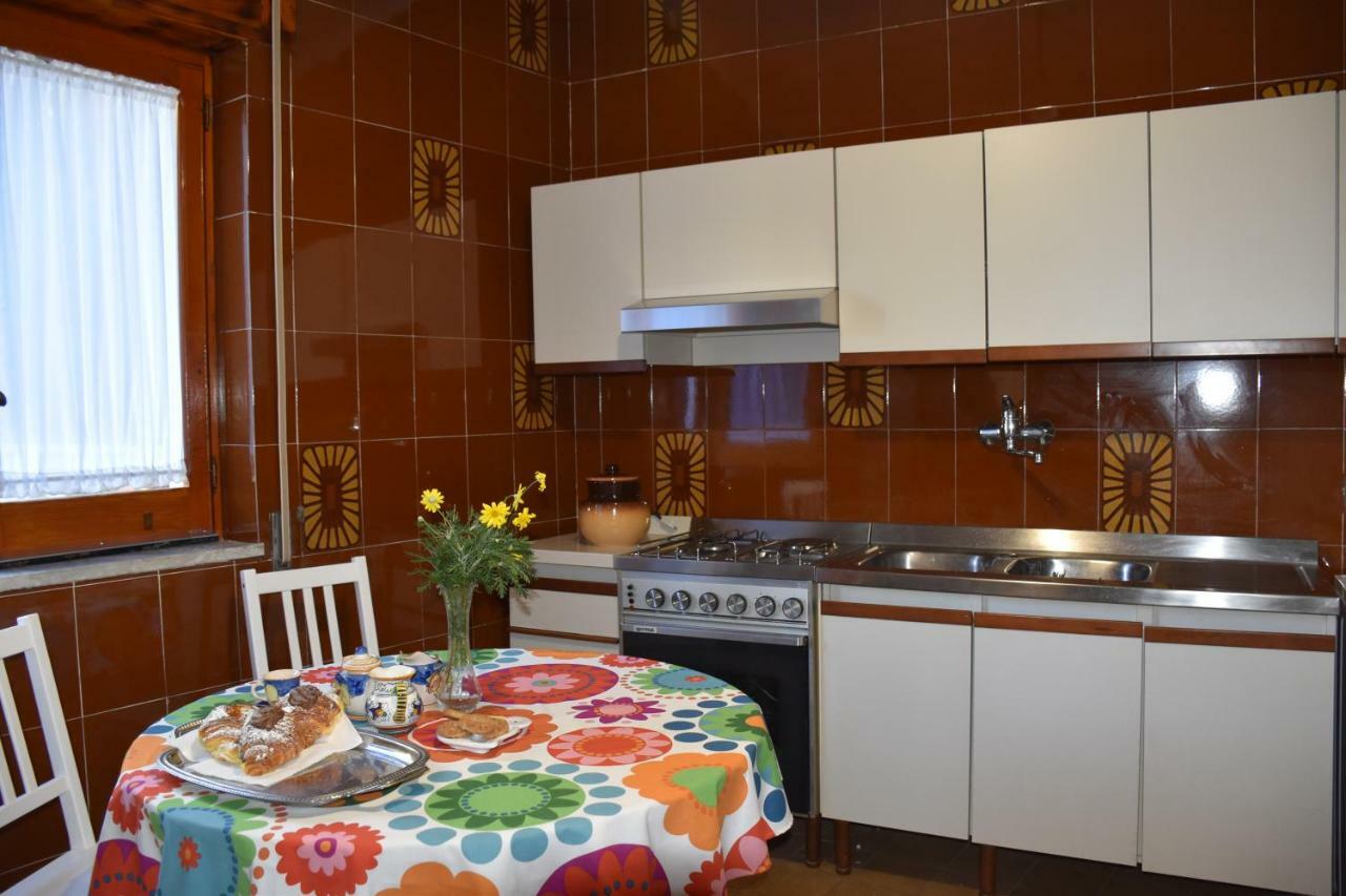 De Gregorio Apartment มัสซาลูเบรนเซ ภายนอก รูปภาพ